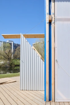 Detail Form Eingangstor