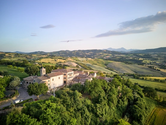 Palazzo Minzoni in der Abendsonne