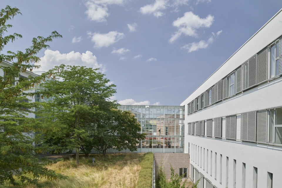 Innenhof Biozentrum Campus Riedberg