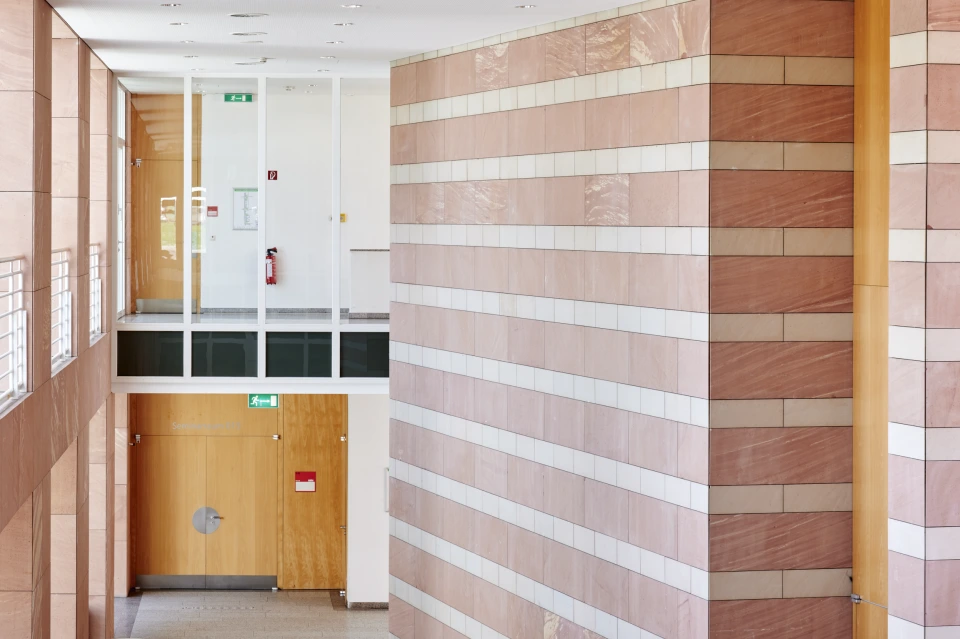 Foyer Hörsäle Biozentrum Campus Riedberg