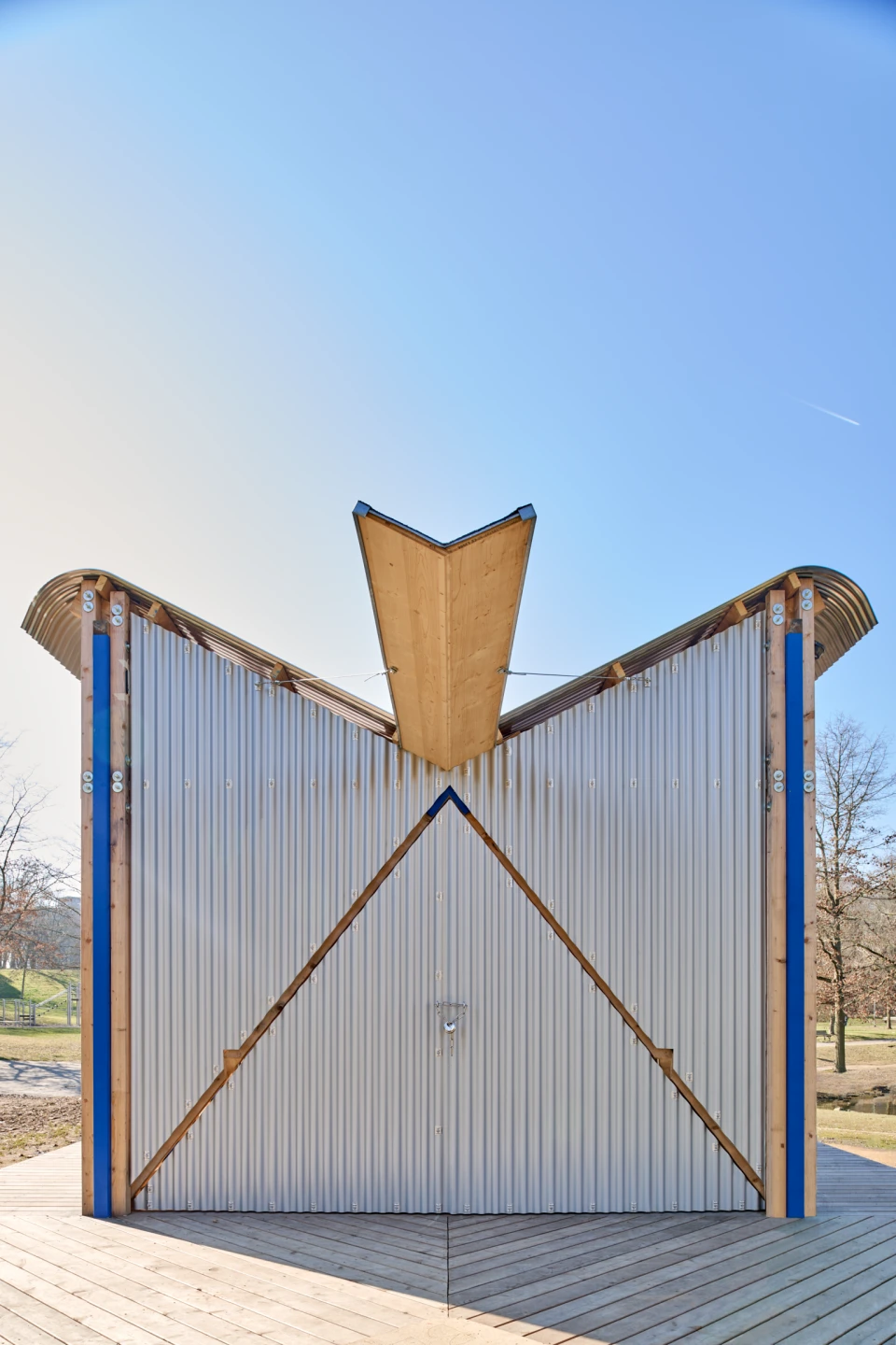 Architekturfotografie Gebäudeform Haus am See