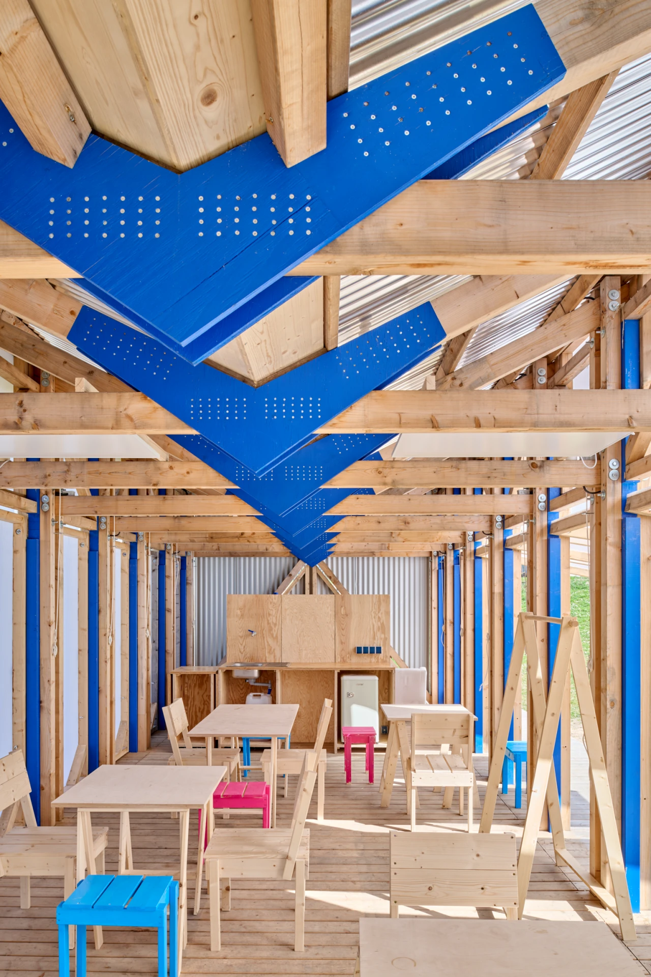 Interieurfotografie Holzmöbel Haus am See