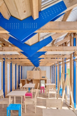 Interieurfotografie Holzmöbel Haus am See