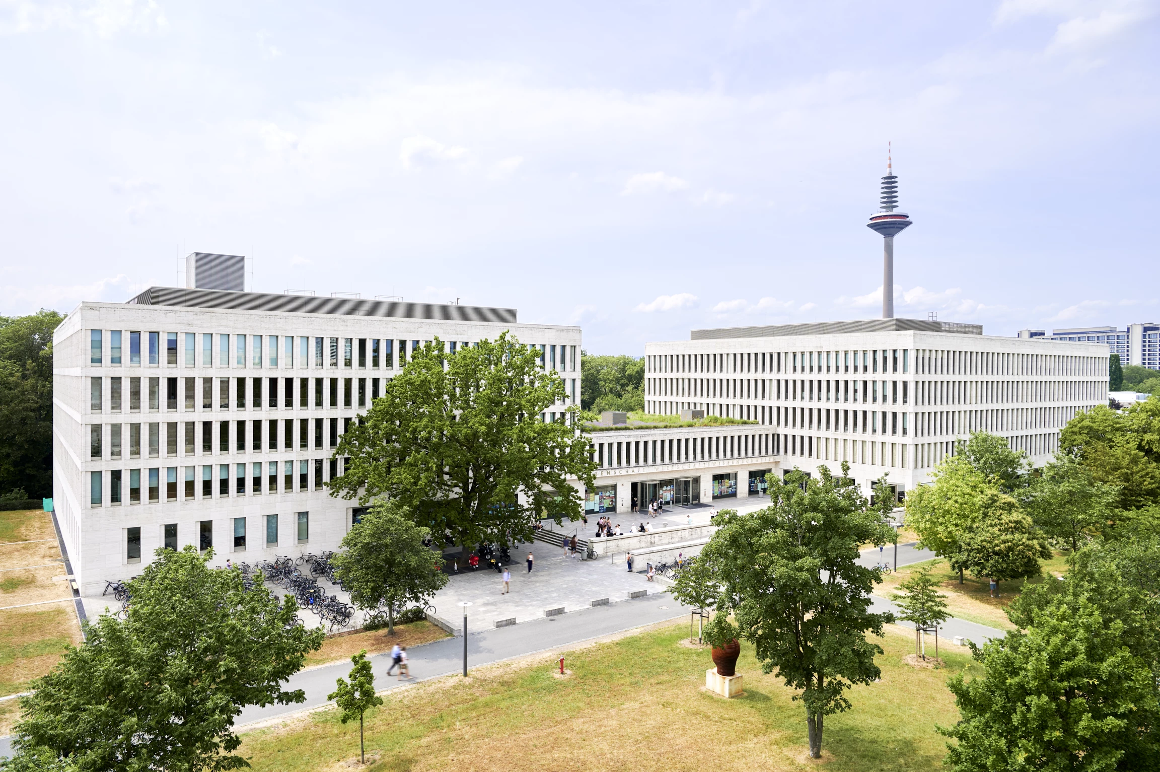 Campus Westend_Rechts- und Wirtschaftswissenschaften 1