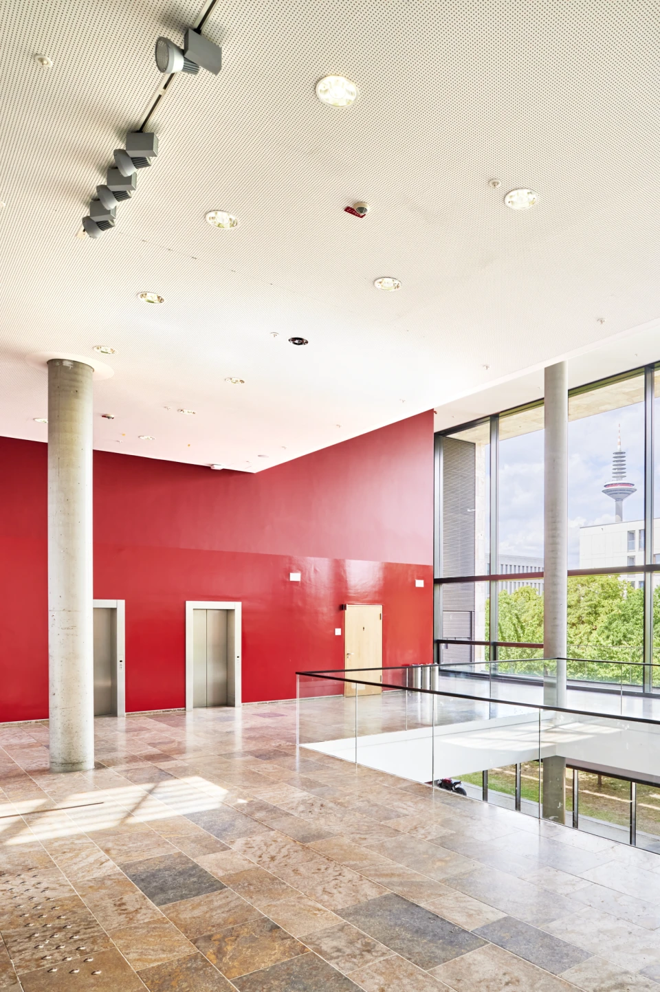 Etage mit Luftraum Hörsaalzentrum